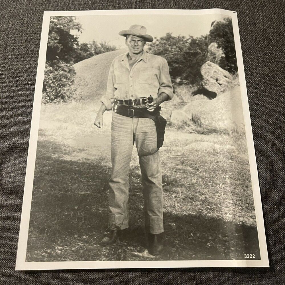 Ronald Reagan 8x10” Cowboy Photo President Vintage Ranch Western 3222 Vtg Rare